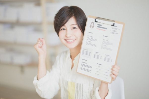 プロフィールを書いてやる気を出す女性